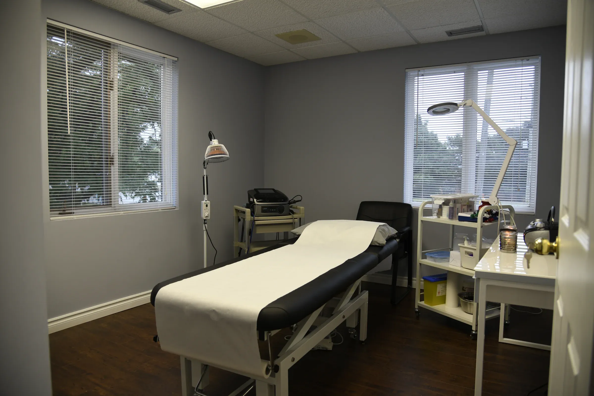 Treatment space inside the Physiotrust clinic